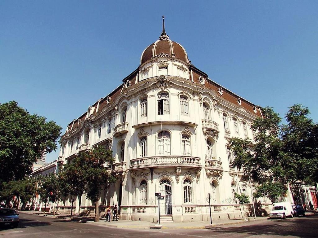 Casa Dos Leones Hotel Santiago Exterior photo